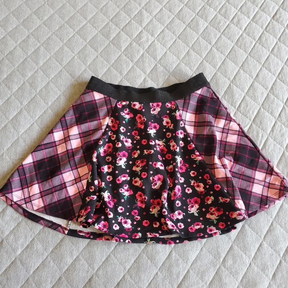 ⭐ 4/$20 Justice Skirt with built-in‎ shortsSize 16